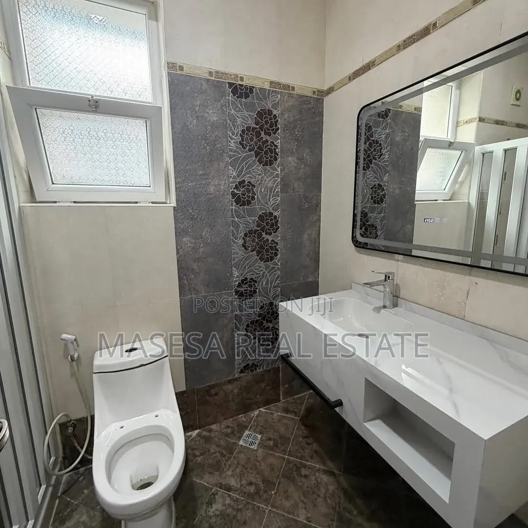 Furnished 5bdrm Villa in Mikocheni for rent