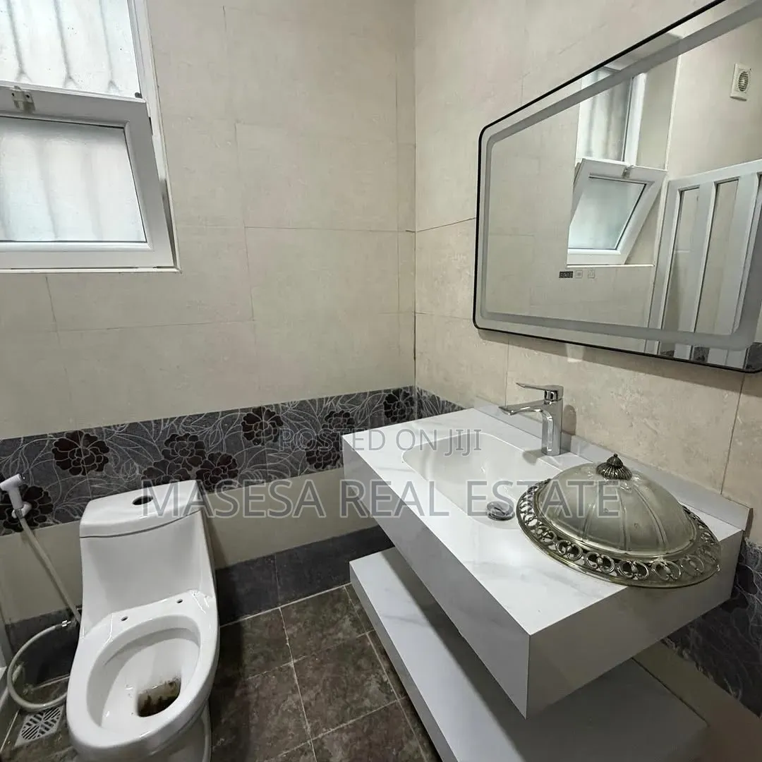 Furnished 5bdrm Villa in Mikocheni for rent