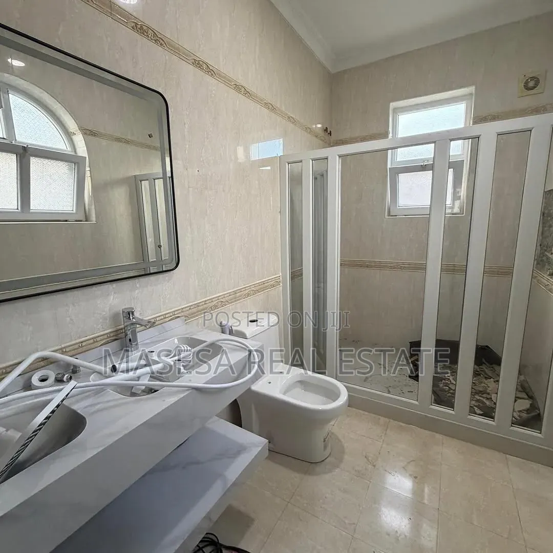 Furnished 5bdrm Villa in Mikocheni for rent