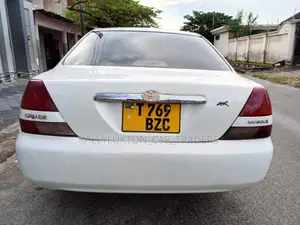 Toyota Mark II 2004 White