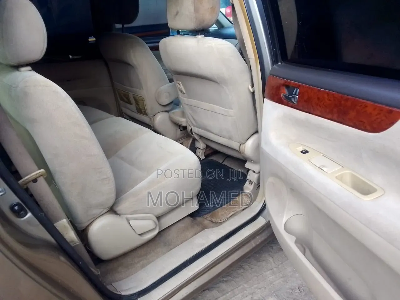 Toyota Crown 2006 Gold