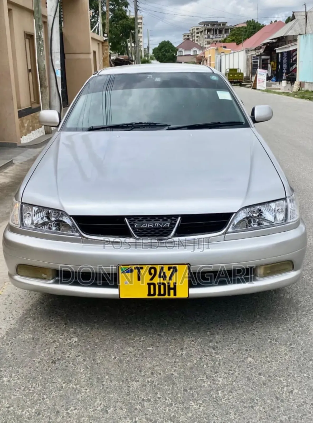 Toyota Carina 2000 Silver