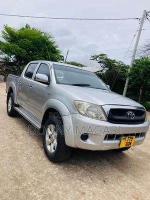 Toyota Hilux 2012 Silver