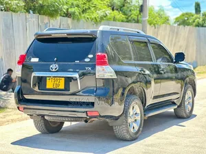 Toyota Land Cruiser Prado 2004 Black