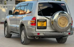 Mitsubishi Pajero 2008 Silver