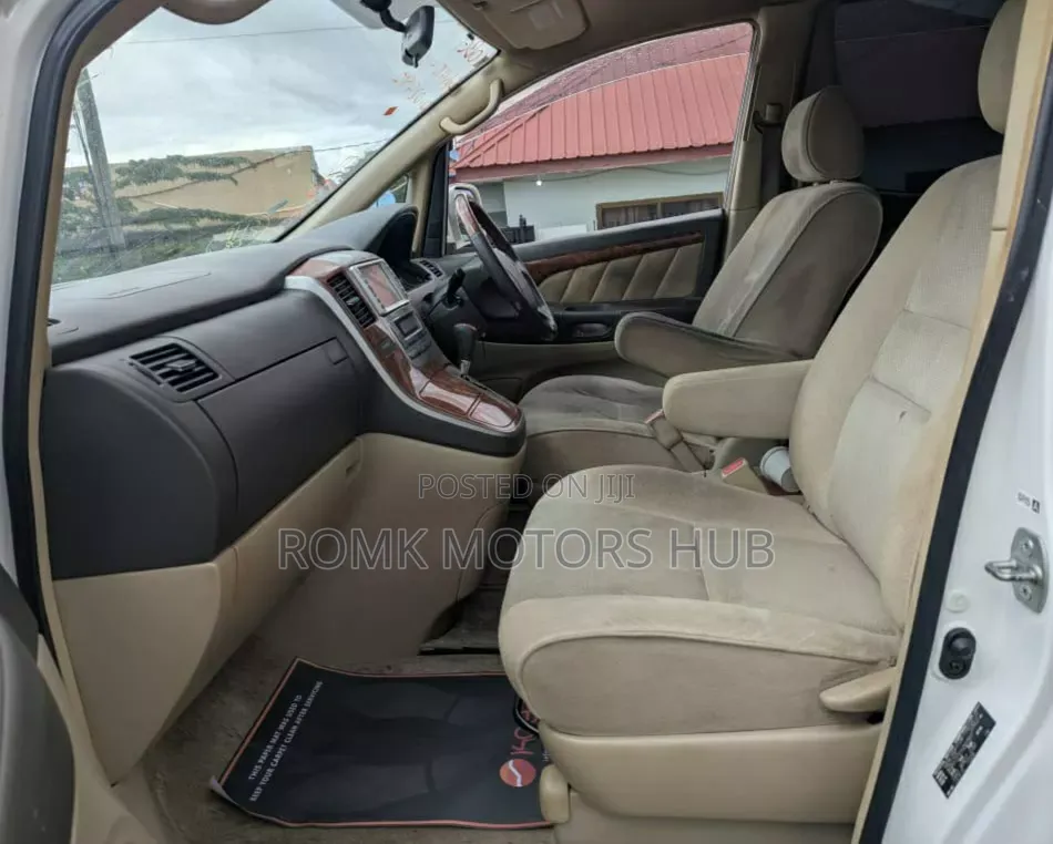 Toyota Alphard 2005 White