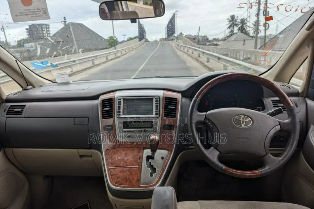 Toyota Alphard 2005 White