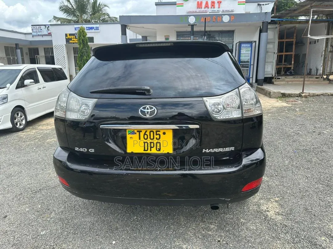 Toyota Harrier 2005 Black
