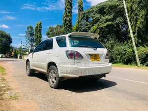 Toyota Harrier 2002 White