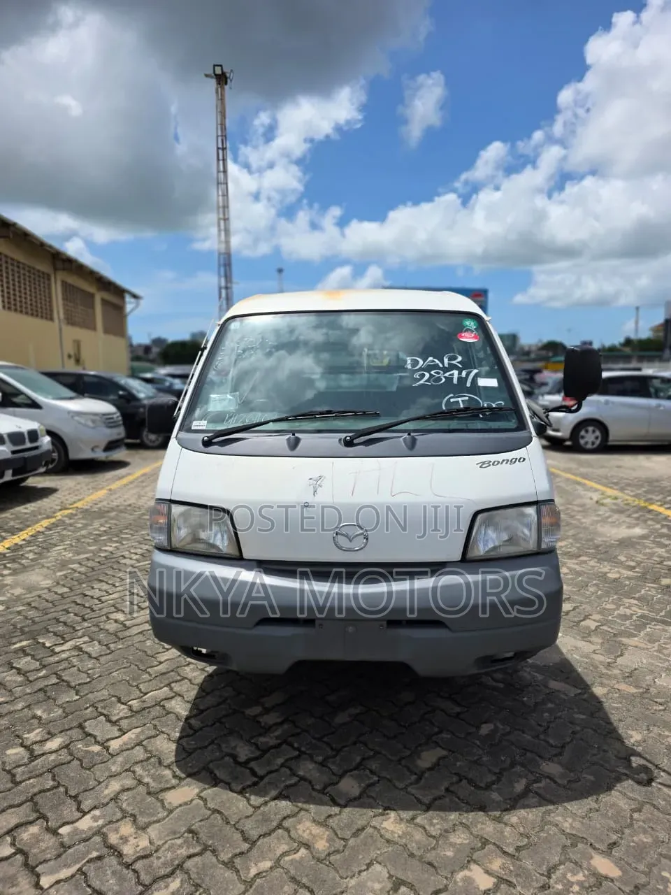 Mazda Bongo 2013 White