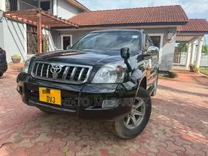 Toyota Land Cruiser 2005 Black