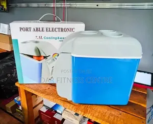 Mini Car Refrigerator 7.5 Litre