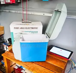 Mini Car Refrigerator 7.5 Litre