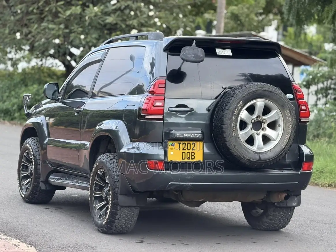 Toyota Land Cruiser Prado 2004 Black