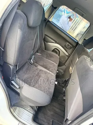 Mitsubishi Outlander ES 2010 White