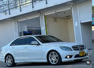 Mercedes-Benz C200 2009 White