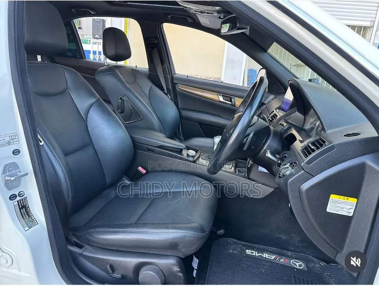 Mercedes-Benz C200 2009 White