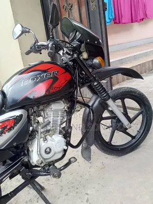 Bajaj Boxer X125 2023 Black