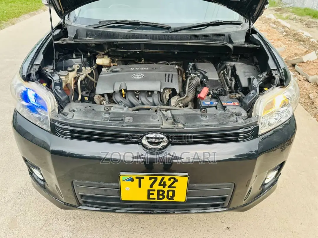 Toyota Corolla Rumion 2008 Black