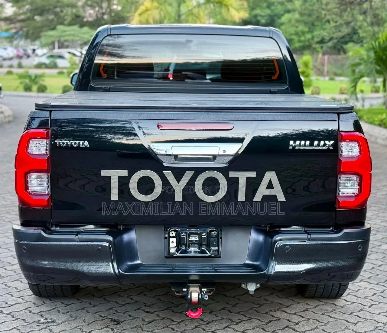 Toyota Hilux 2020 Black