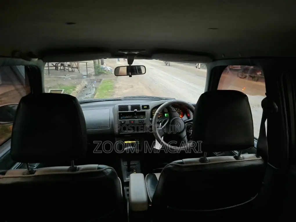 Toyota RAV4 1997 Silver
