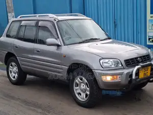 Toyota RAV4 1997 Silver
