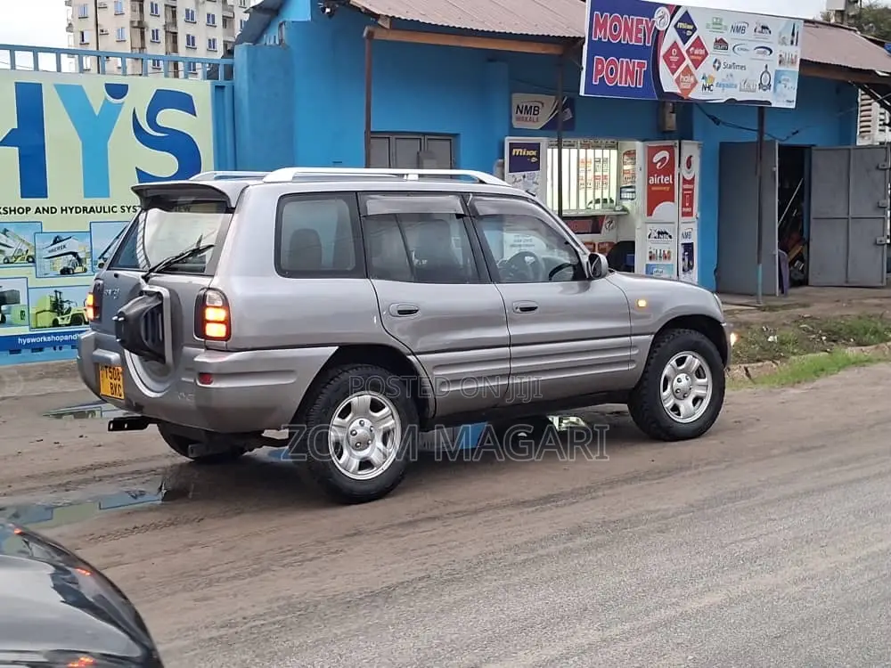 Toyota RAV4 1997 Silver
