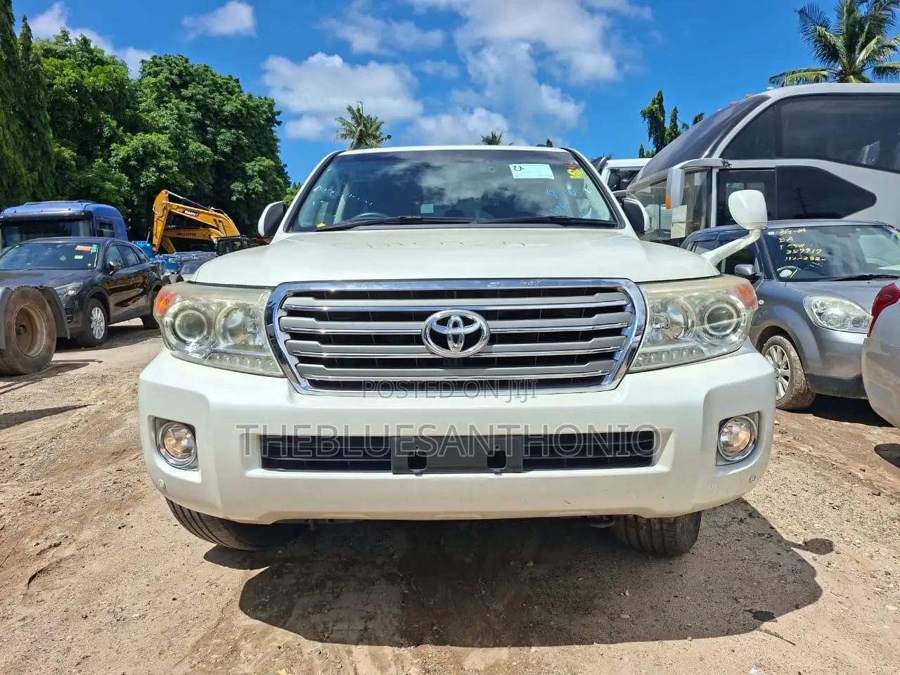 Toyota Land Cruiser 2013 White