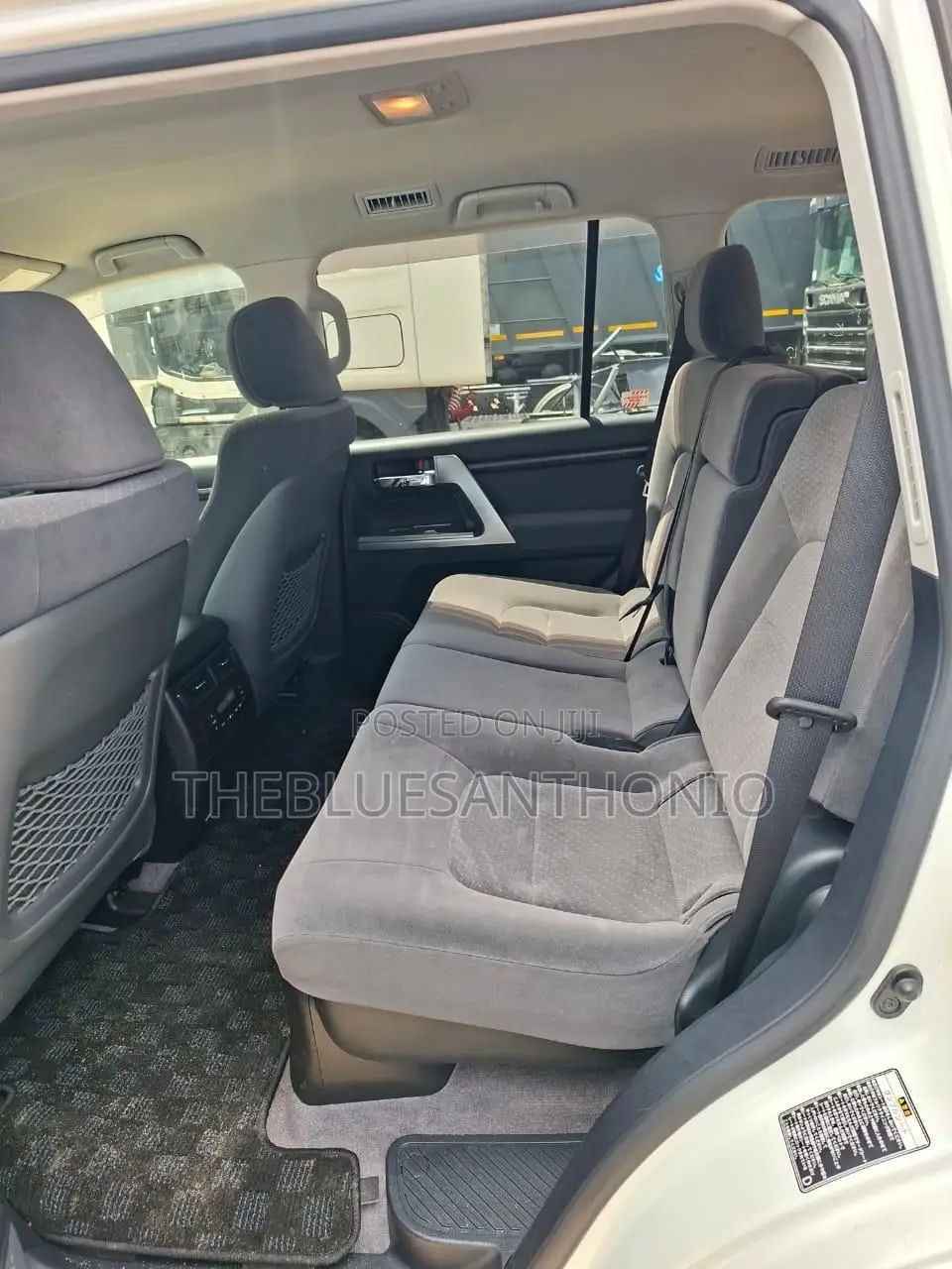 Toyota Land Cruiser 2013 White