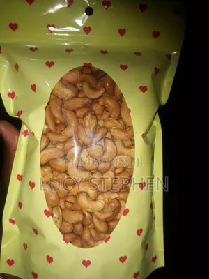 Korosho Ka Kukaangwa/Roasted Cashewnuts