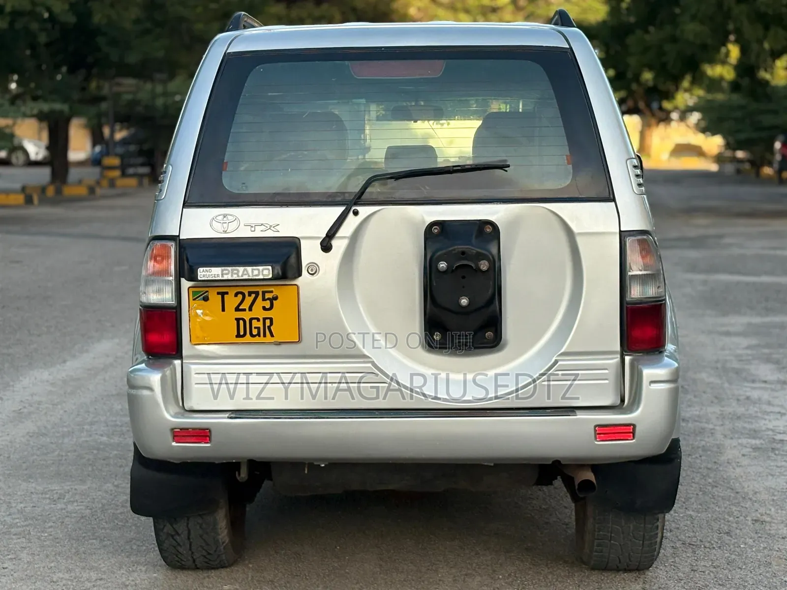 Toyota Land Cruiser 2000 White