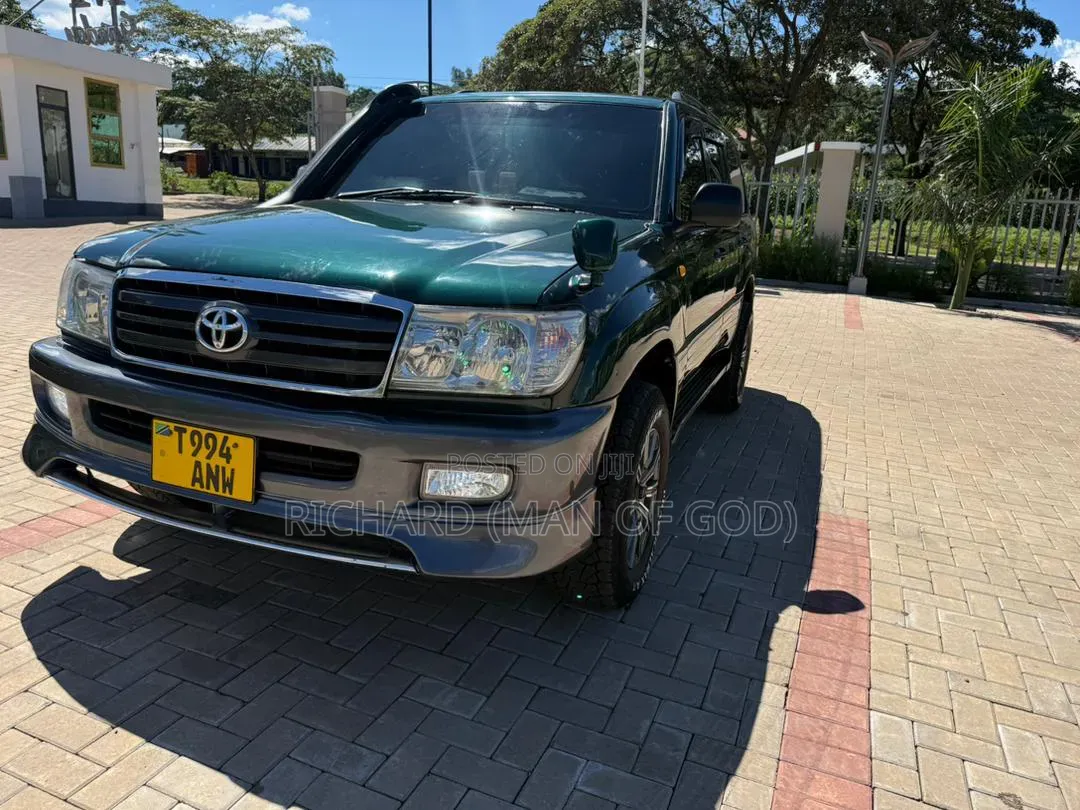 Toyota Land Cruiser 1998 Black