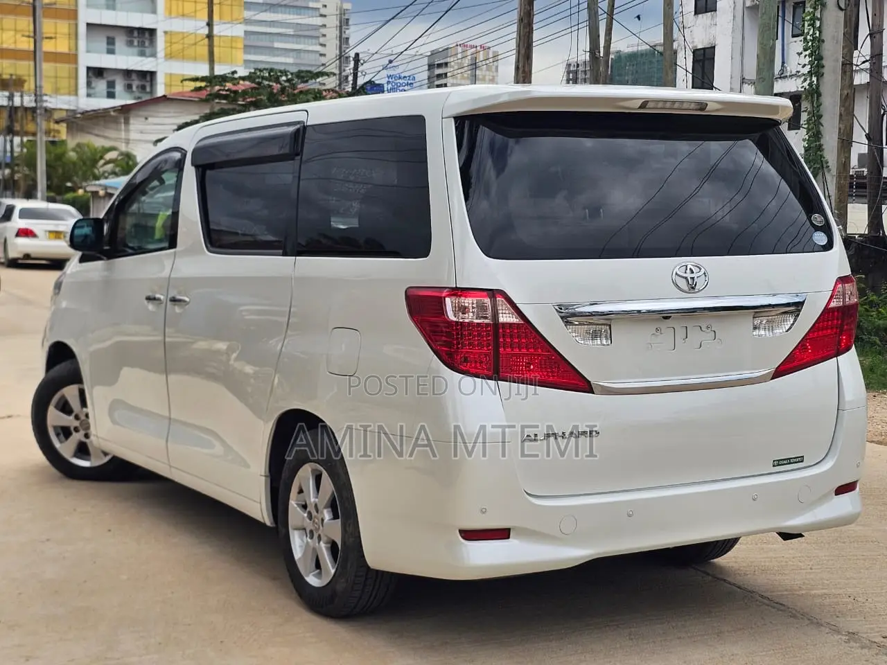 Toyota Alphard 2.4 Petrol FWD 2008 White