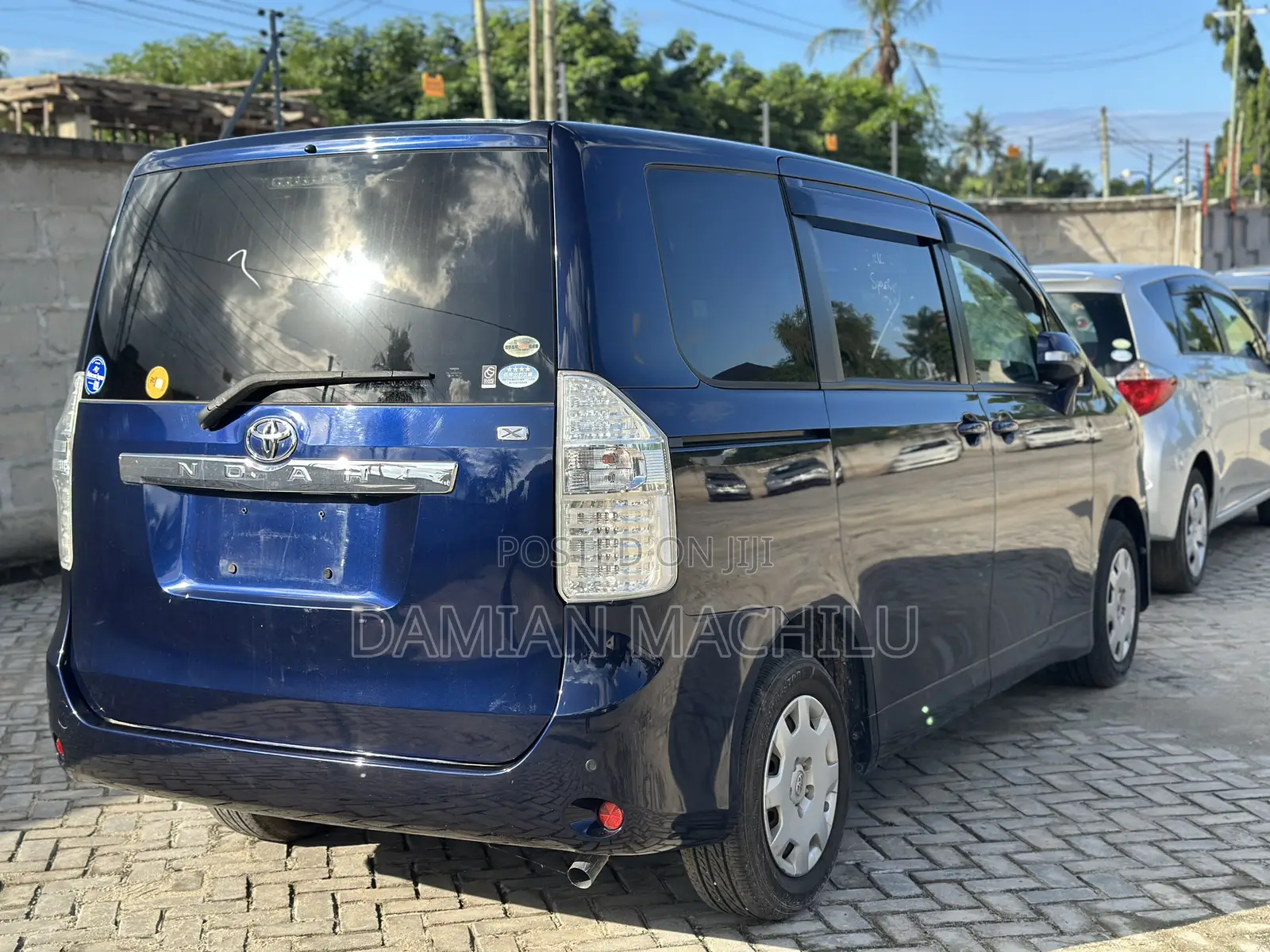 Toyota Noah 2008 Blue