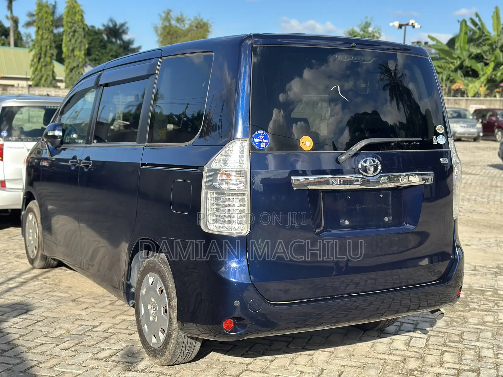 Toyota Noah 2008 Blue