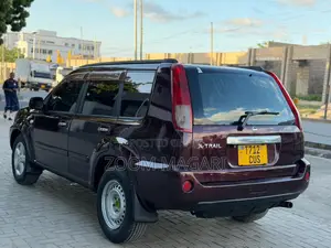 Nissan X-Trail 2014 Maroon