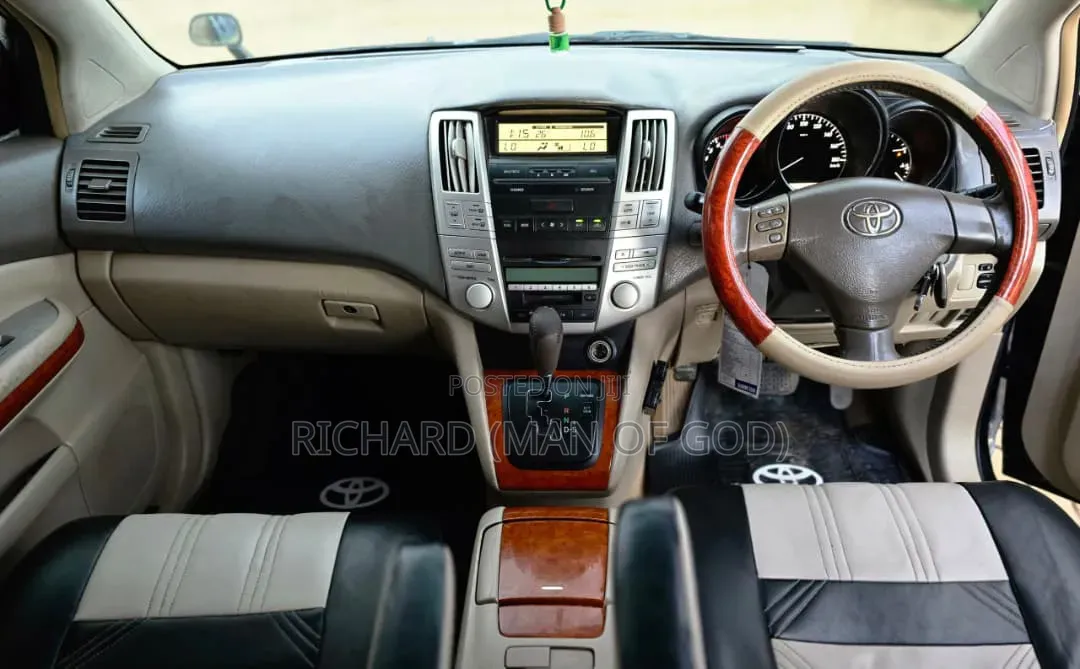 Toyota Harrier 2005 Black