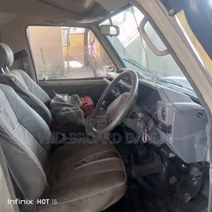 Toyota Land Cruiser 1999 Beige