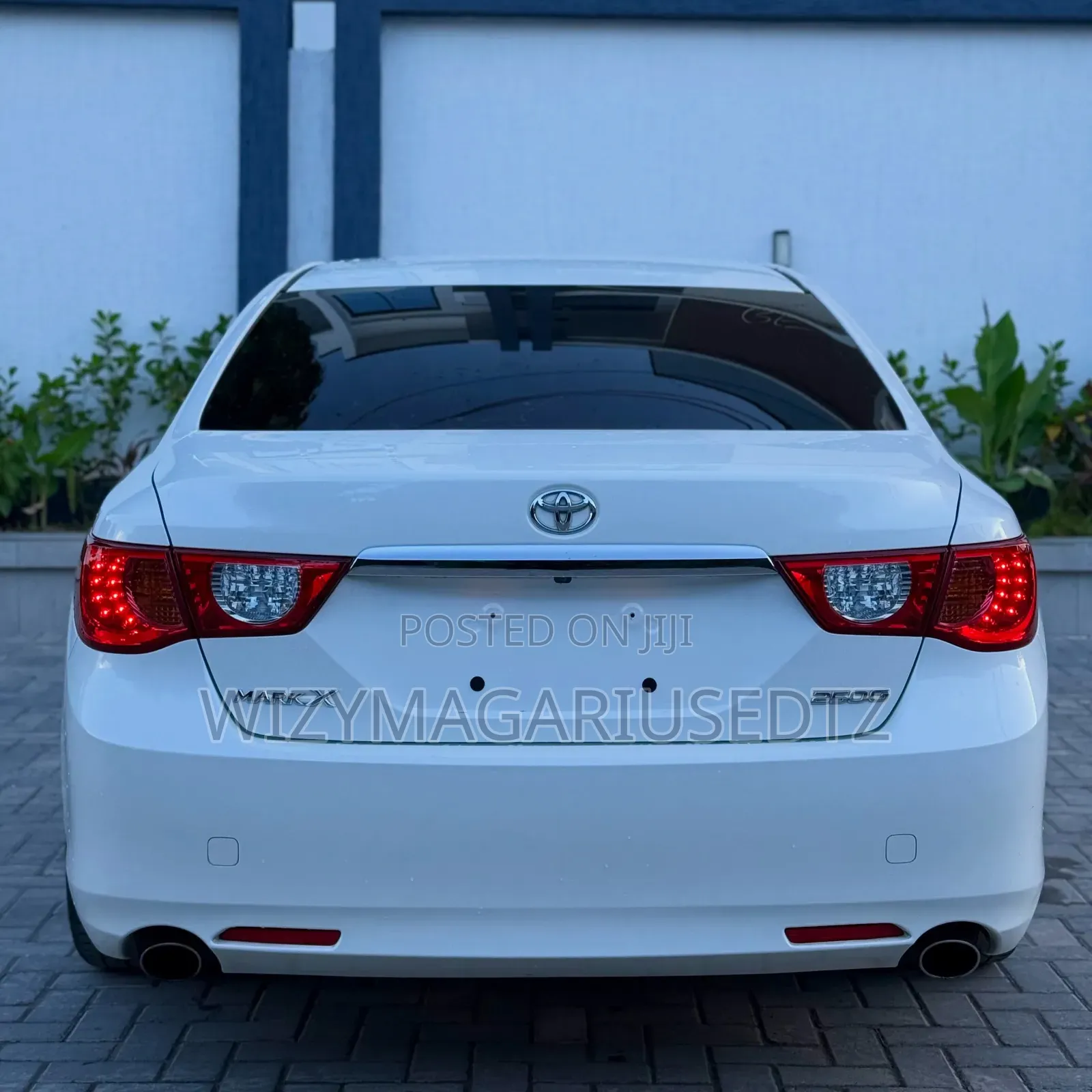 Toyota Mark X 2010 Off white