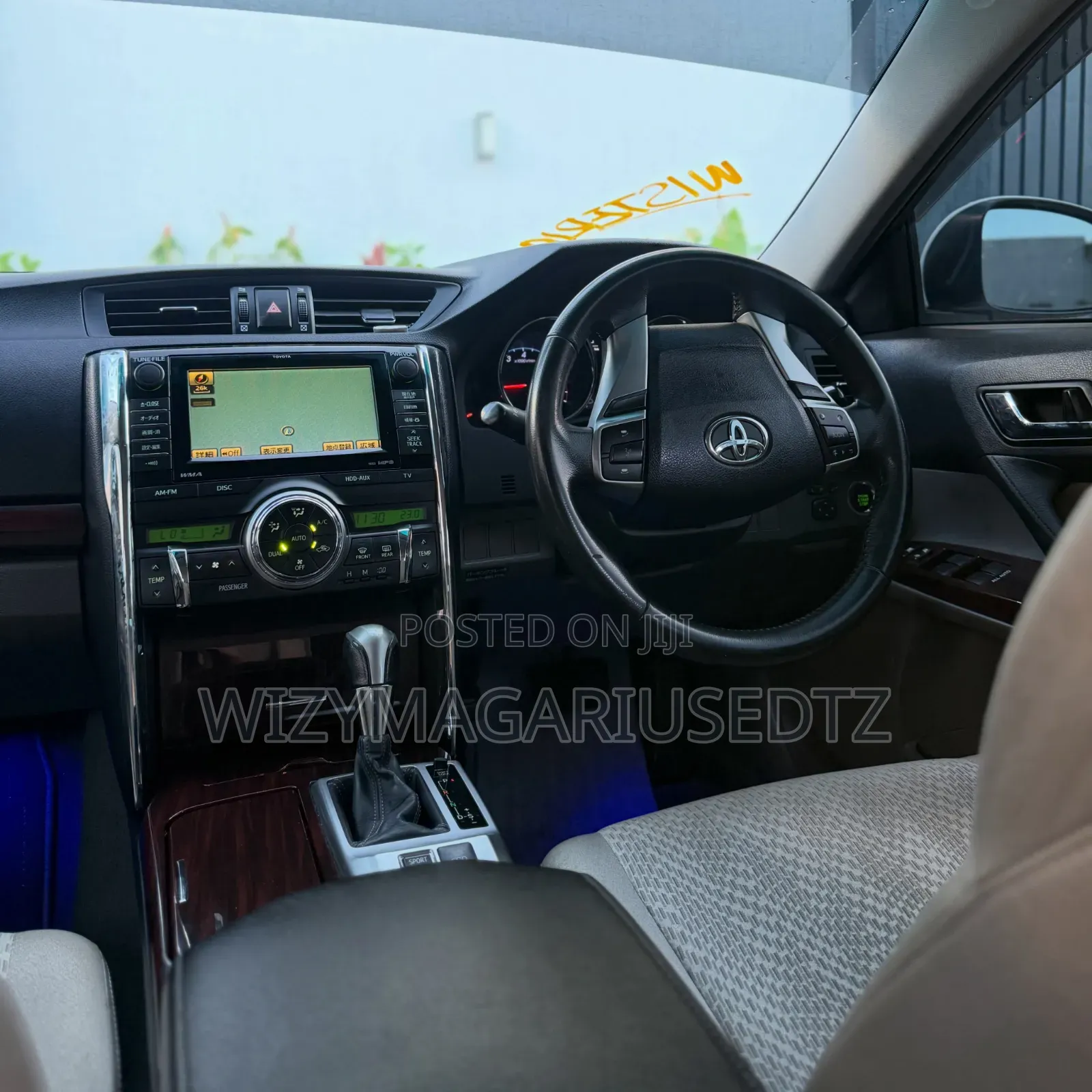 Toyota Mark X 2010 Off white