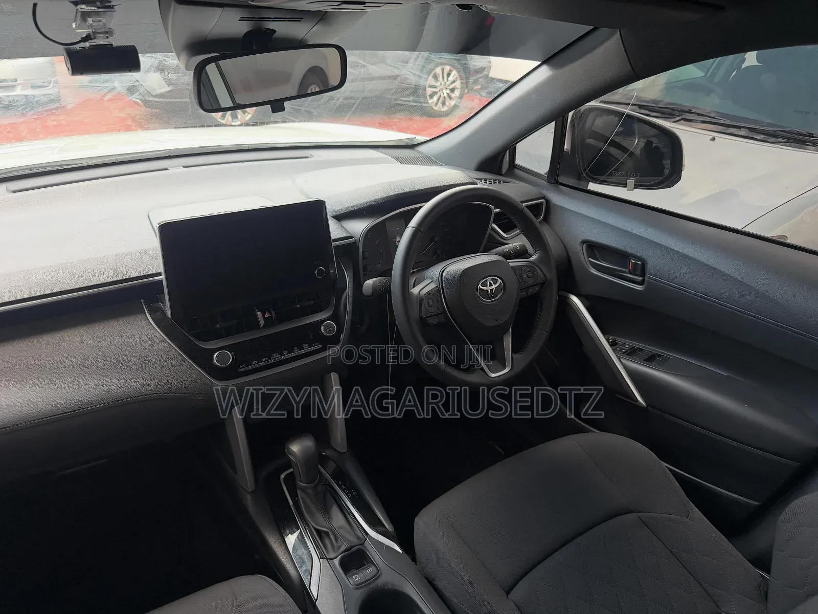 Toyota Corolla Cross 2024 Off white