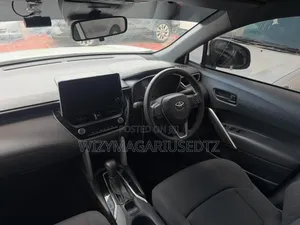 Toyota Corolla Cross 2024 Off white