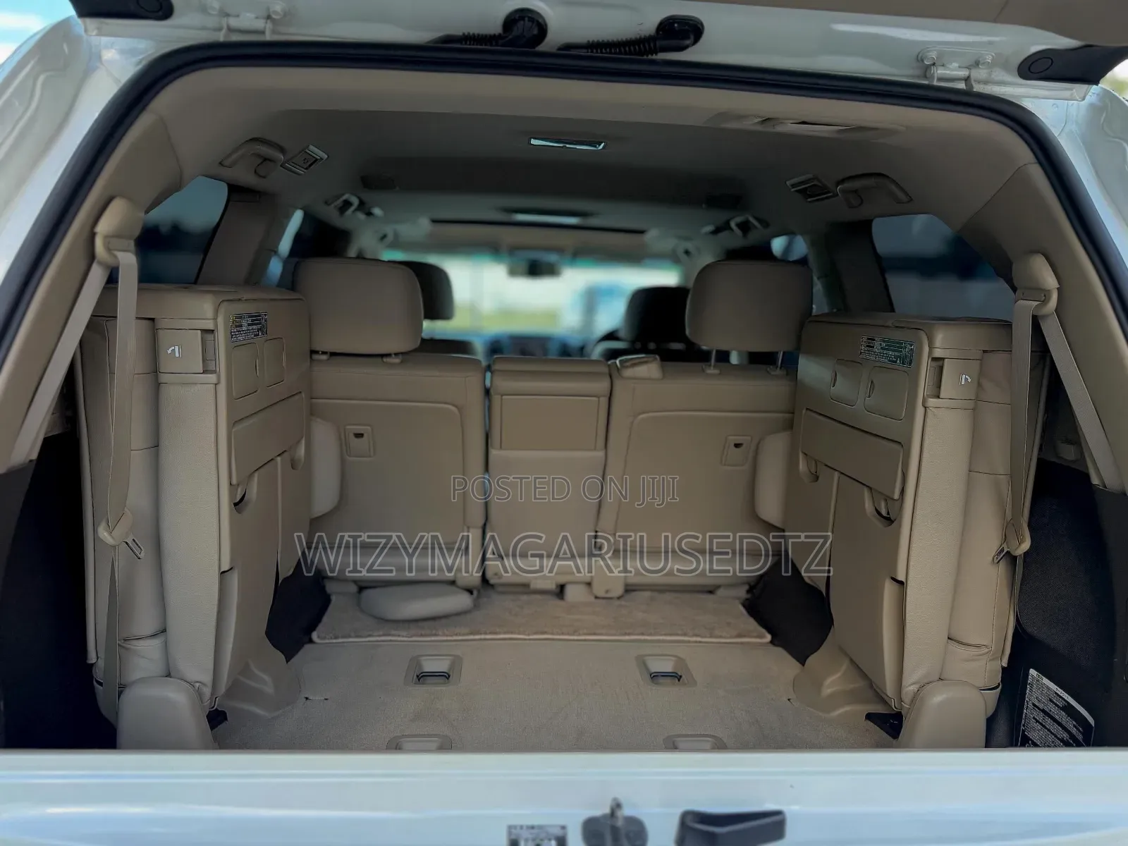 Toyota Land Cruiser 4.6 V8 ZX 2014 Off white