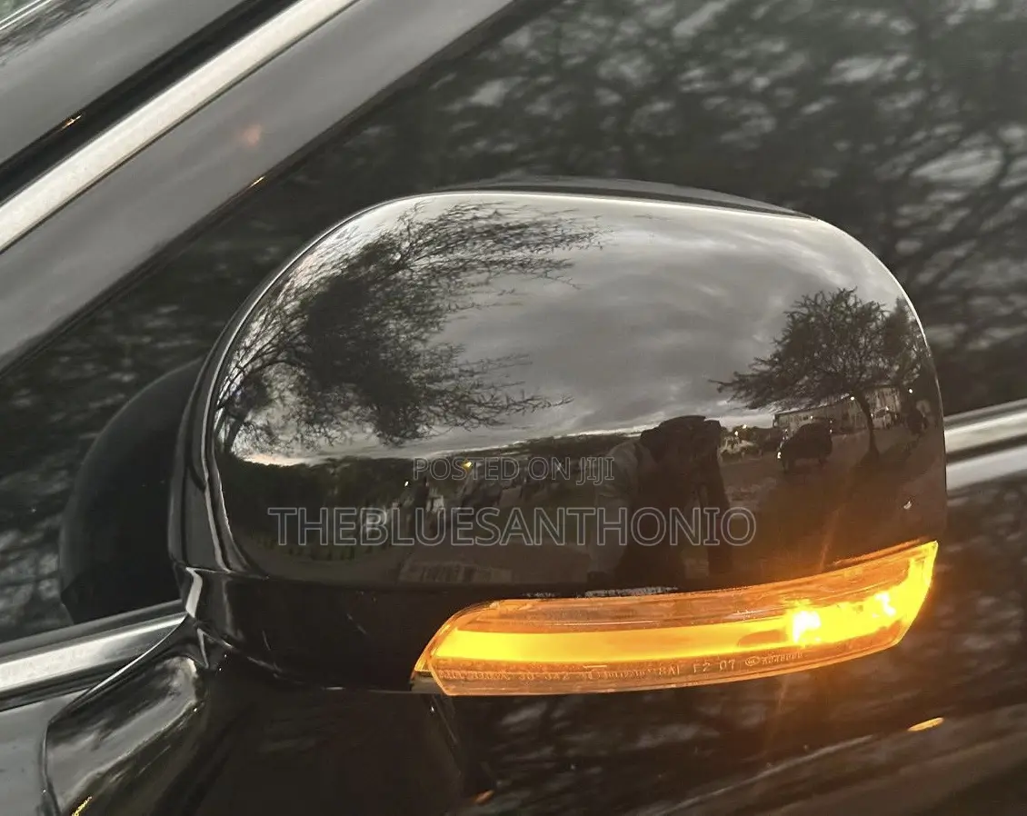 Toyota Crown 2009 Black