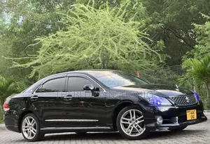 Toyota Crown 2009 Black