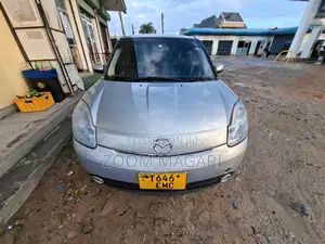 Mazda Verisa 2011 Silver