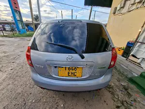 Mazda Verisa 2011 Silver