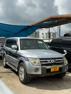 Mitsubishi Pajero 2006 Blue