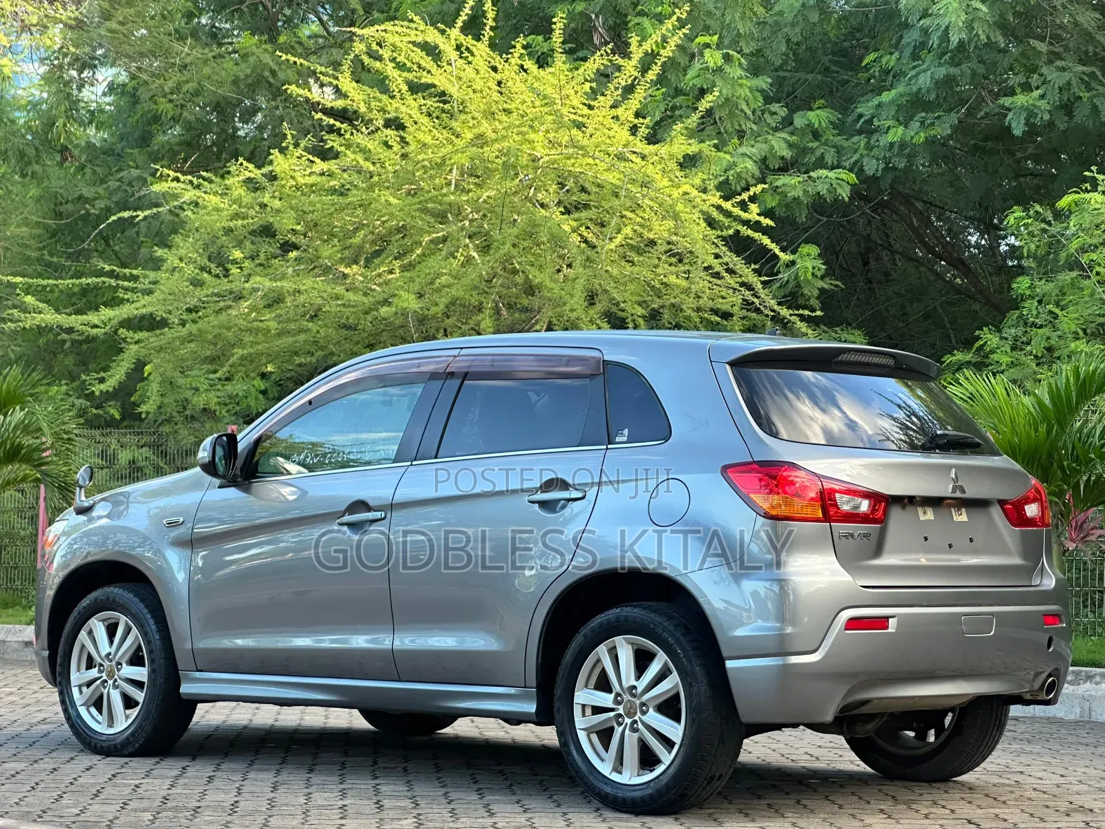 Mitsubishi RVR 2010 Gray
