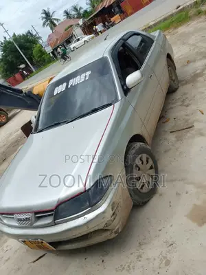 Toyota Carina 1998 Silver